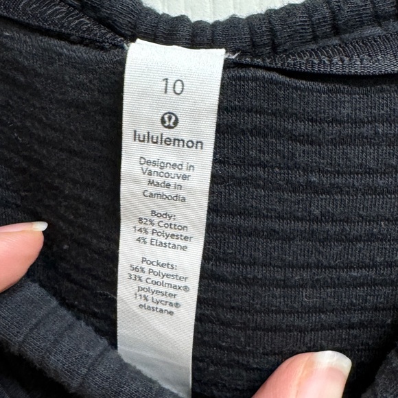 Lululemon On Repeat Dress w/ Detachable Snood Retail $148 Black - Picture 7 of 17